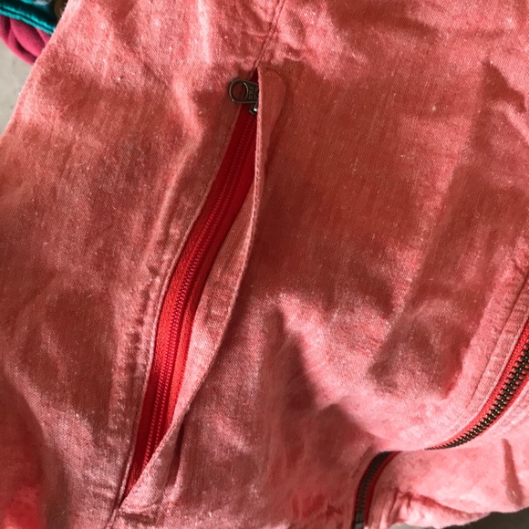 Unique patagonia light zip-up. Worn once - Picture 5 of 6